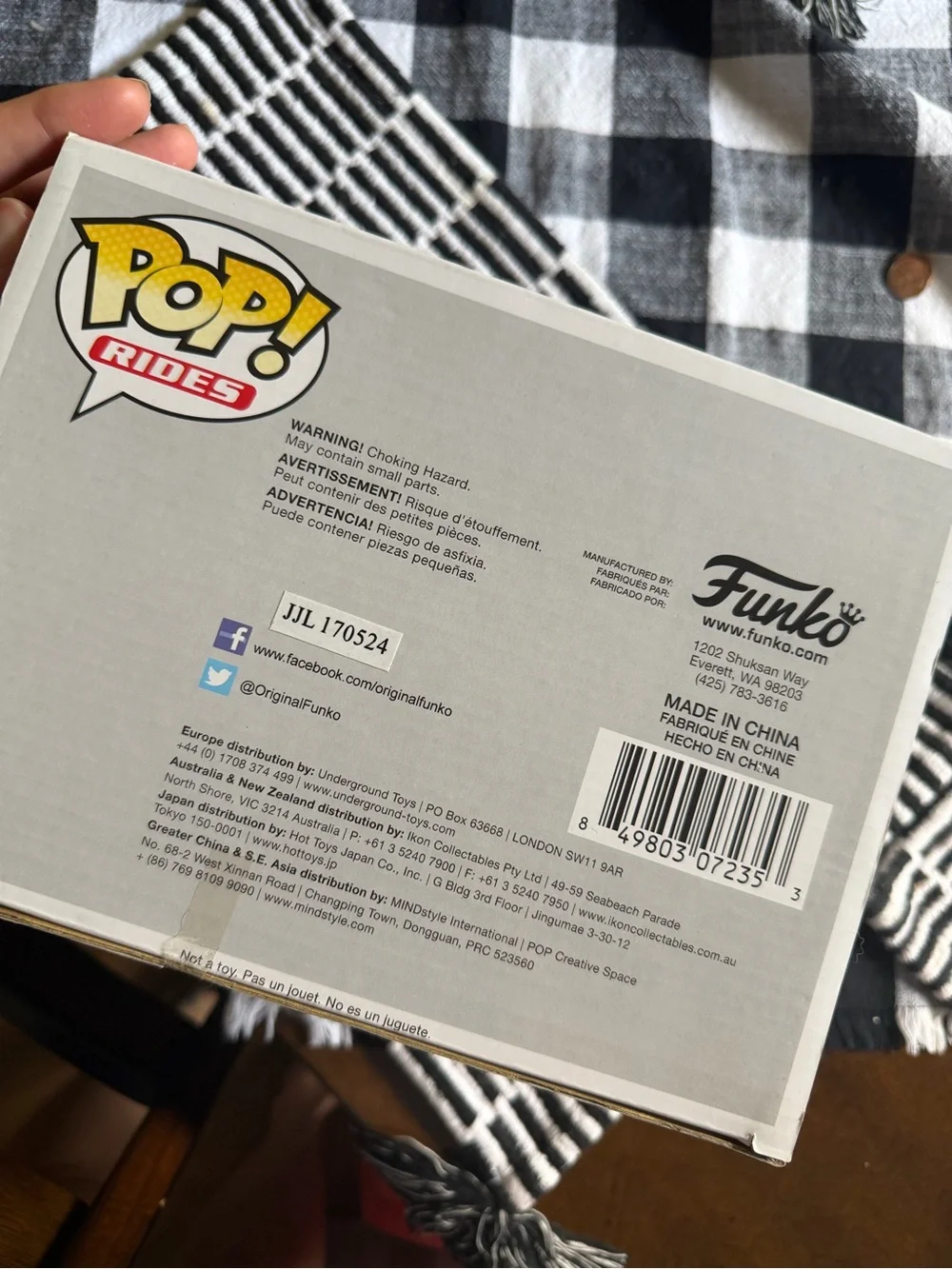 Funko Gray & White Pop! Rides Boxed Figure Display - Picture 4 of 5